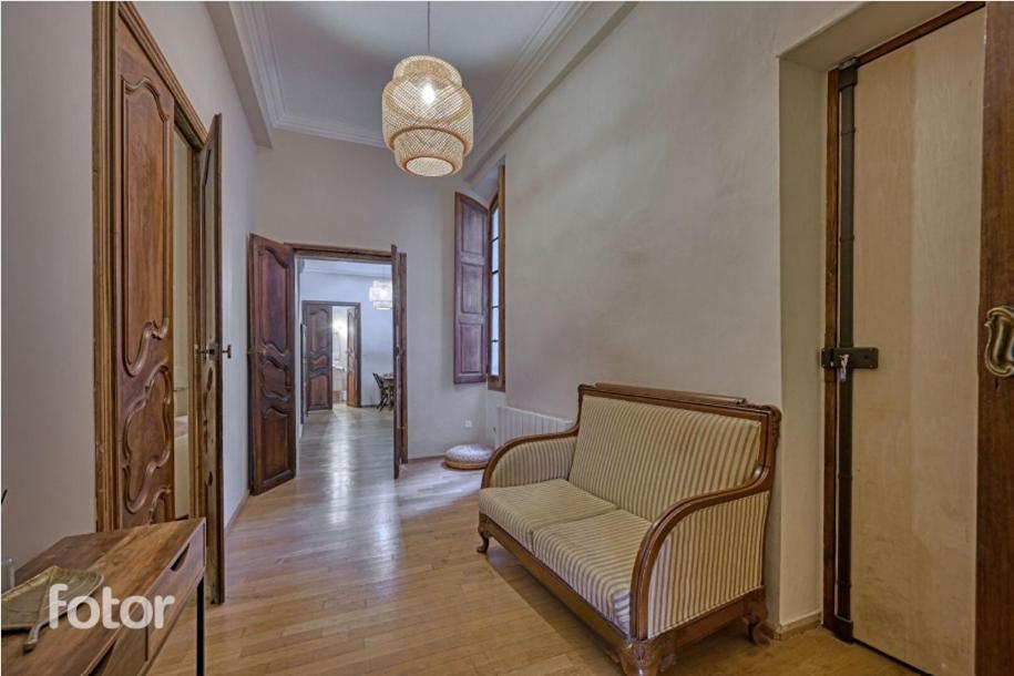 Superbe Appartement 95M2 Proche Arenes- Parking Offert 尼姆 外观 照片